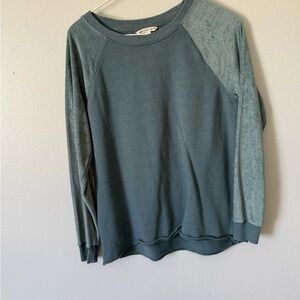 American Eagle Blue Knit Sweater